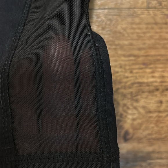 SOMMER RAY BUTT LIFT MESH LEGGINGS WITH BACK-POCKET - Picture 8 of 10